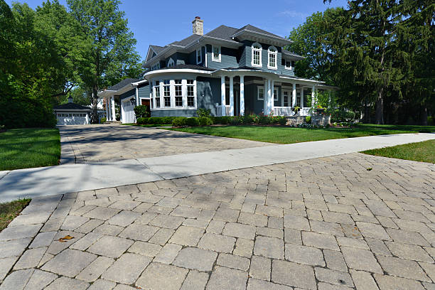 Best Driveway Pavers Near Me  in Riverwoods, IL